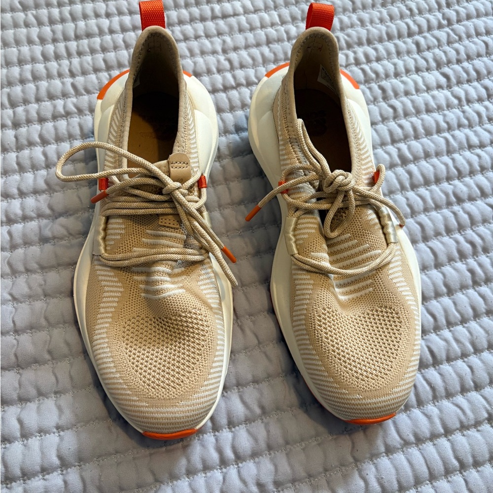 Sorel Women's Explorer Defy Low Sneaker In Ceramic, Chalk